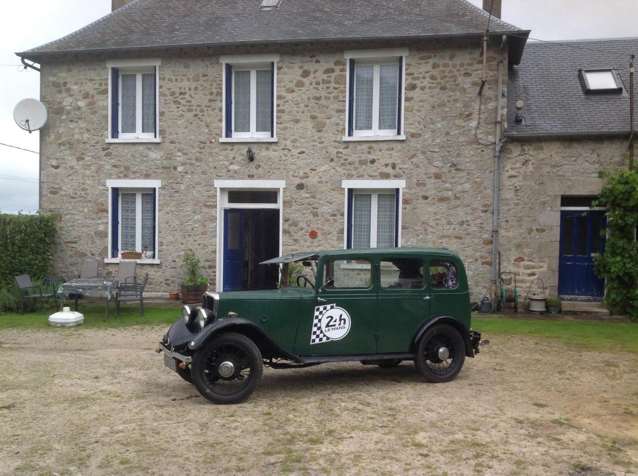 Les Hautes Loignieres Hotel Pre-en-Pail-Saint-Samson Exterior photo